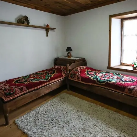 Pensión тодорината къща