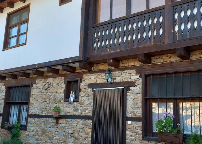 Πανσιόν тодорината къща Leshten