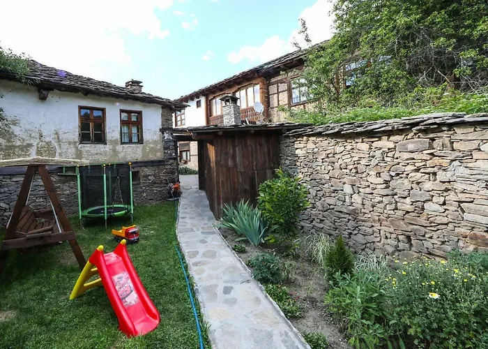 тодорината къща Leshten