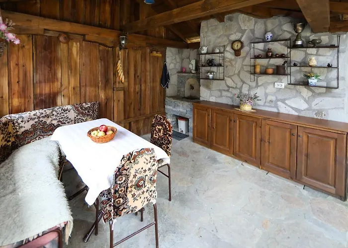 Къща за гости тодорината къща 3*