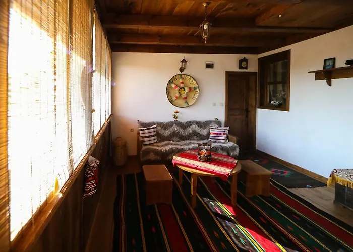 тодорината къща 3* Leshten